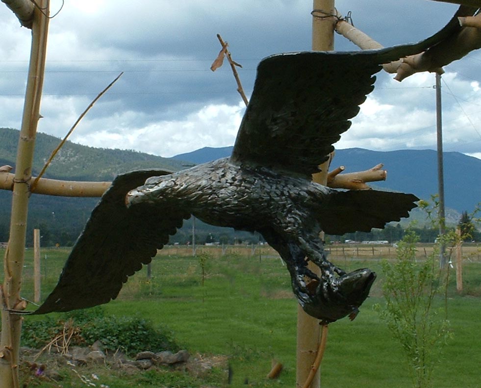 eaglesculpture01.jpg